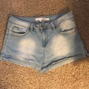 Jean shorts mid waisted